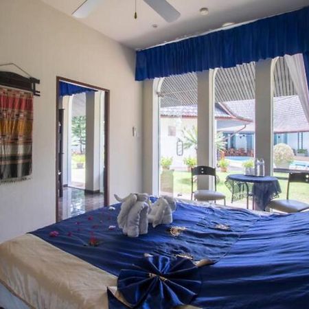 Chalong Palm Residence Bagian luar foto
