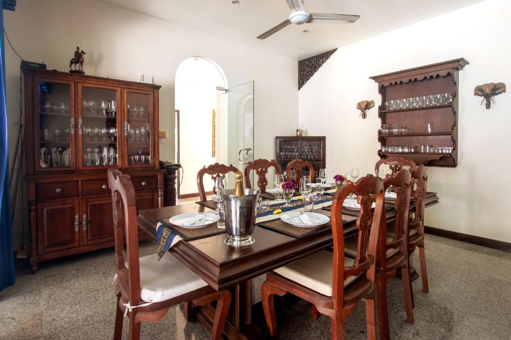 Chalong Palm Residence Bagian luar foto