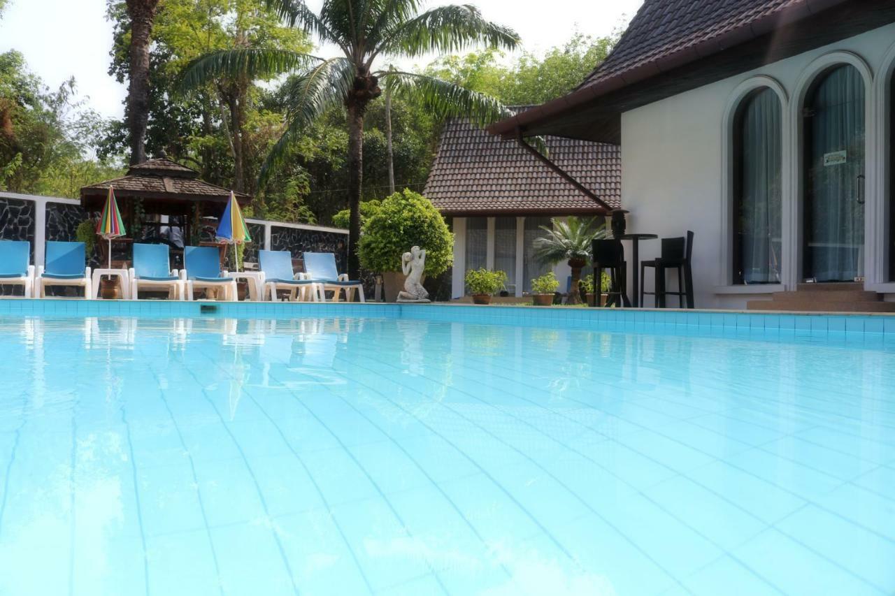 Chalong Palm Residence Bagian luar foto